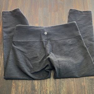 Lululemon capri leggings size 6